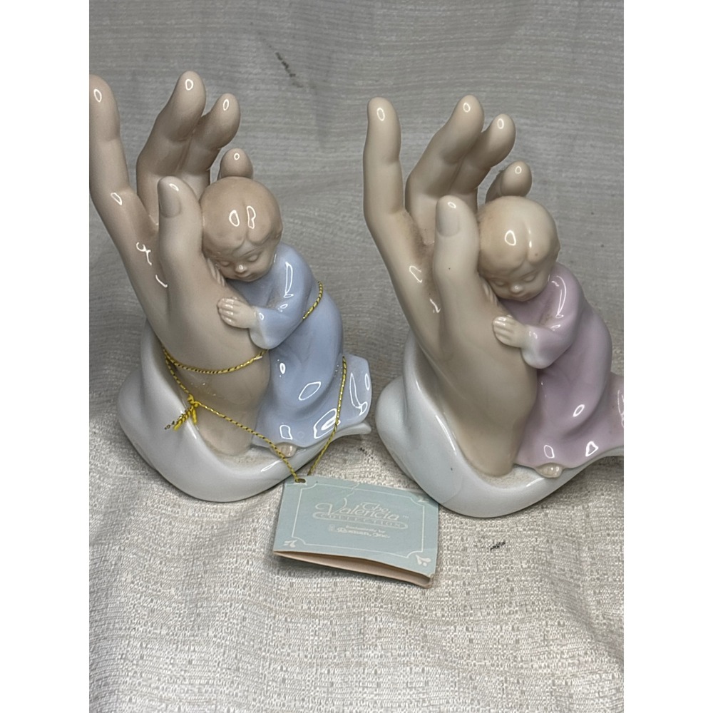 Valeria Collection Hand with Baby‎ Porcelain Figurines, Set of 2, Mother Child